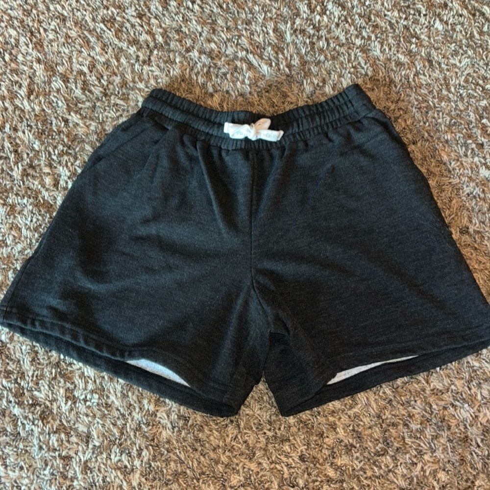 Calme by Johnny Was grey lounge shorts, size XS.